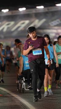 BIB: 13122
                            <button type="button" onclick="openModal(14370527)" class="btn btn-primary btn-sm float-right btn-popup" data-toggle="modal" data-target=".modal-high-quality">
                        <i class="fas fa-shopping-cart"></i> Add to Cart
                    </button>
                                            <button type="button" onclick="isThisMe(14370527, true)" class="btn btn-success btn-sm float-right btn-popup btn-isme hidden" data-toggle="tooltip" data-placement="bottom" title="นี่คือรูปของคุณใช่ไหม คลิกที่นี่เพื่อเอาเข้าอัลบั้ม">
                        <i class="fas fa-plus"></i> Add to album
                    </button>
                    <button type="button" onclick="isThisMe(14370527, false)" class="btn btn-warning btn-sm float-right btn-popup btn-isnotme hidden">
                        <i class="fas fa-ban"></i> Remove from album
                    </button>