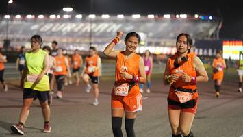 BIB: 2010, 9048
                            <button type="button" onclick="openModal(14320377)" class="btn btn-primary btn-sm float-right btn-popup" data-toggle="modal" data-target=".modal-high-quality">
                        <i class="fas fa-shopping-cart"></i> Add to Cart
                    </button>
                                            <button type="button" onclick="isThisMe(14320377, true)" class="btn btn-success btn-sm float-right btn-popup btn-isme hidden" data-toggle="tooltip" data-placement="bottom" title="นี่คือรูปของคุณใช่ไหม คลิกที่นี่เพื่อเอาเข้าอัลบั้ม">
                        <i class="fas fa-plus"></i> Add to album
                    </button>
                    <button type="button" onclick="isThisMe(14320377, false)" class="btn btn-warning btn-sm float-right btn-popup btn-isnotme hidden">
                        <i class="fas fa-ban"></i> Remove from album
                    </button>