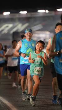 BIB: 107, 52270
                            <button type="button" onclick="openModal(14352784)" class="btn btn-primary btn-sm float-right btn-popup" data-toggle="modal" data-target=".modal-high-quality">
                        <i class="fas fa-shopping-cart"></i> Add to Cart
                    </button>
                                            <button type="button" onclick="isThisMe(14352784, true)" class="btn btn-success btn-sm float-right btn-popup btn-isme hidden" data-toggle="tooltip" data-placement="bottom" title="นี่คือรูปของคุณใช่ไหม คลิกที่นี่เพื่อเอาเข้าอัลบั้ม">
                        <i class="fas fa-plus"></i> Add to album
                    </button>
                    <button type="button" onclick="isThisMe(14352784, false)" class="btn btn-warning btn-sm float-right btn-popup btn-isnotme hidden">
                        <i class="fas fa-ban"></i> Remove from album
                    </button>