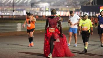 BIB: 95224, 26919
                            <button type="button" onclick="openModal(14323835)" class="btn btn-primary btn-sm float-right btn-popup" data-toggle="modal" data-target=".modal-high-quality">
                        <i class="fas fa-shopping-cart"></i> Add to Cart
                    </button>
                                            <button type="button" onclick="isThisMe(14323835, true)" class="btn btn-success btn-sm float-right btn-popup btn-isme hidden" data-toggle="tooltip" data-placement="bottom" title="นี่คือรูปของคุณใช่ไหม คลิกที่นี่เพื่อเอาเข้าอัลบั้ม">
                        <i class="fas fa-plus"></i> Add to album
                    </button>
                    <button type="button" onclick="isThisMe(14323835, false)" class="btn btn-warning btn-sm float-right btn-popup btn-isnotme hidden">
                        <i class="fas fa-ban"></i> Remove from album
                    </button>