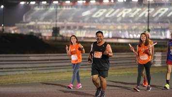 BIB: 91213, 91201
                            <button type="button" onclick="openModal(14334647)" class="btn btn-primary btn-sm float-right btn-popup" data-toggle="modal" data-target=".modal-high-quality">
                        <i class="fas fa-shopping-cart"></i> Add to Cart
                    </button>
                                            <button type="button" onclick="isThisMe(14334647, true)" class="btn btn-success btn-sm float-right btn-popup btn-isme hidden" data-toggle="tooltip" data-placement="bottom" title="นี่คือรูปของคุณใช่ไหม คลิกที่นี่เพื่อเอาเข้าอัลบั้ม">
                        <i class="fas fa-plus"></i> Add to album
                    </button>
                    <button type="button" onclick="isThisMe(14334647, false)" class="btn btn-warning btn-sm float-right btn-popup btn-isnotme hidden">
                        <i class="fas fa-ban"></i> Remove from album
                    </button>