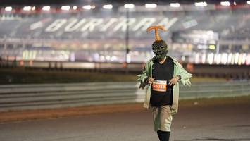 BIB: 25318
                            <button type="button" onclick="openModal(14327808)" class="btn btn-primary btn-sm float-right btn-popup" data-toggle="modal" data-target=".modal-high-quality">
                        <i class="fas fa-shopping-cart"></i> Add to Cart
                    </button>
                                            <button type="button" onclick="isThisMe(14327808, true)" class="btn btn-success btn-sm float-right btn-popup btn-isme hidden" data-toggle="tooltip" data-placement="bottom" title="นี่คือรูปของคุณใช่ไหม คลิกที่นี่เพื่อเอาเข้าอัลบั้ม">
                        <i class="fas fa-plus"></i> Add to album
                    </button>
                    <button type="button" onclick="isThisMe(14327808, false)" class="btn btn-warning btn-sm float-right btn-popup btn-isnotme hidden">
                        <i class="fas fa-ban"></i> Remove from album
                    </button>