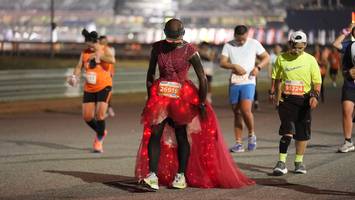 BIB: 95224, 26919
                            <button type="button" onclick="openModal(14323934)" class="btn btn-primary btn-sm float-right btn-popup" data-toggle="modal" data-target=".modal-high-quality">
                        <i class="fas fa-shopping-cart"></i> Add to Cart
                    </button>
                                            <button type="button" onclick="isThisMe(14323934, true)" class="btn btn-success btn-sm float-right btn-popup btn-isme hidden" data-toggle="tooltip" data-placement="bottom" title="นี่คือรูปของคุณใช่ไหม คลิกที่นี่เพื่อเอาเข้าอัลบั้ม">
                        <i class="fas fa-plus"></i> Add to album
                    </button>
                    <button type="button" onclick="isThisMe(14323934, false)" class="btn btn-warning btn-sm float-right btn-popup btn-isnotme hidden">
                        <i class="fas fa-ban"></i> Remove from album
                    </button>