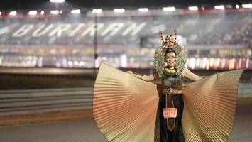 BIB: 29323
                            <button type="button" onclick="openModal(14336196)" class="btn btn-primary btn-sm float-right btn-popup" data-toggle="modal" data-target=".modal-high-quality">
                        <i class="fas fa-shopping-cart"></i> Add to Cart
                    </button>
                                            <button type="button" onclick="isThisMe(14336196, true)" class="btn btn-success btn-sm float-right btn-popup btn-isme hidden" data-toggle="tooltip" data-placement="bottom" title="นี่คือรูปของคุณใช่ไหม คลิกที่นี่เพื่อเอาเข้าอัลบั้ม">
                        <i class="fas fa-plus"></i> Add to album
                    </button>
                    <button type="button" onclick="isThisMe(14336196, false)" class="btn btn-warning btn-sm float-right btn-popup btn-isnotme hidden">
                        <i class="fas fa-ban"></i> Remove from album
                    </button>