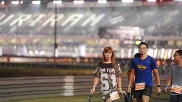 BIB: 25846, 26422, 26778
                            <button type="button" onclick="openModal(14322340)" class="btn btn-primary btn-sm float-right btn-popup" data-toggle="modal" data-target=".modal-high-quality">
                        <i class="fas fa-shopping-cart"></i> Add to Cart
                    </button>
                                            <button type="button" onclick="isThisMe(14322340, true)" class="btn btn-success btn-sm float-right btn-popup btn-isme hidden" data-toggle="tooltip" data-placement="bottom" title="นี่คือรูปของคุณใช่ไหม คลิกที่นี่เพื่อเอาเข้าอัลบั้ม">
                        <i class="fas fa-plus"></i> Add to album
                    </button>
                    <button type="button" onclick="isThisMe(14322340, false)" class="btn btn-warning btn-sm float-right btn-popup btn-isnotme hidden">
                        <i class="fas fa-ban"></i> Remove from album
                    </button>