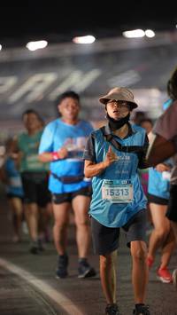 BIB: 202, 15313
                            <button type="button" onclick="openModal(14353776)" class="btn btn-primary btn-sm float-right btn-popup" data-toggle="modal" data-target=".modal-high-quality">
                        <i class="fas fa-shopping-cart"></i> Add to Cart
                    </button>
                                            <button type="button" onclick="isThisMe(14353776, true)" class="btn btn-success btn-sm float-right btn-popup btn-isme hidden" data-toggle="tooltip" data-placement="bottom" title="นี่คือรูปของคุณใช่ไหม คลิกที่นี่เพื่อเอาเข้าอัลบั้ม">
                        <i class="fas fa-plus"></i> Add to album
                    </button>
                    <button type="button" onclick="isThisMe(14353776, false)" class="btn btn-warning btn-sm float-right btn-popup btn-isnotme hidden">
                        <i class="fas fa-ban"></i> Remove from album
                    </button>
