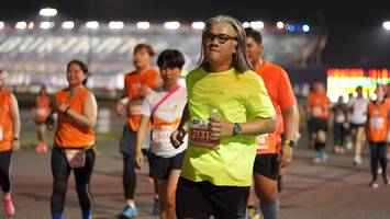 BIB: 2806, 2131
                            <button type="button" onclick="openModal(14323241)" class="btn btn-primary btn-sm float-right btn-popup" data-toggle="modal" data-target=".modal-high-quality">
                        <i class="fas fa-shopping-cart"></i> Add to Cart
                    </button>
                                            <button type="button" onclick="isThisMe(14323241, true)" class="btn btn-success btn-sm float-right btn-popup btn-isme hidden" data-toggle="tooltip" data-placement="bottom" title="นี่คือรูปของคุณใช่ไหม คลิกที่นี่เพื่อเอาเข้าอัลบั้ม">
                        <i class="fas fa-plus"></i> Add to album
                    </button>
                    <button type="button" onclick="isThisMe(14323241, false)" class="btn btn-warning btn-sm float-right btn-popup btn-isnotme hidden">
                        <i class="fas fa-ban"></i> Remove from album
                    </button>