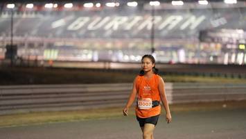 BIB: 23007
                            <button type="button" onclick="openModal(14332077)" class="btn btn-primary btn-sm float-right btn-popup" data-toggle="modal" data-target=".modal-high-quality">
                        <i class="fas fa-shopping-cart"></i> Add to Cart
                    </button>
                                            <button type="button" onclick="isThisMe(14332077, true)" class="btn btn-success btn-sm float-right btn-popup btn-isme hidden" data-toggle="tooltip" data-placement="bottom" title="นี่คือรูปของคุณใช่ไหม คลิกที่นี่เพื่อเอาเข้าอัลบั้ม">
                        <i class="fas fa-plus"></i> Add to album
                    </button>
                    <button type="button" onclick="isThisMe(14332077, false)" class="btn btn-warning btn-sm float-right btn-popup btn-isnotme hidden">
                        <i class="fas fa-ban"></i> Remove from album
                    </button>