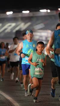 BIB: 52270
                            <button type="button" onclick="openModal(14352786)" class="btn btn-primary btn-sm float-right btn-popup" data-toggle="modal" data-target=".modal-high-quality">
                        <i class="fas fa-shopping-cart"></i> Add to Cart
                    </button>
                                            <button type="button" onclick="isThisMe(14352786, true)" class="btn btn-success btn-sm float-right btn-popup btn-isme hidden" data-toggle="tooltip" data-placement="bottom" title="นี่คือรูปของคุณใช่ไหม คลิกที่นี่เพื่อเอาเข้าอัลบั้ม">
                        <i class="fas fa-plus"></i> Add to album
                    </button>
                    <button type="button" onclick="isThisMe(14352786, false)" class="btn btn-warning btn-sm float-right btn-popup btn-isnotme hidden">
                        <i class="fas fa-ban"></i> Remove from album
                    </button>