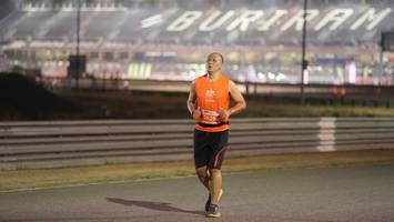 BIB: 2628
                            <button type="button" onclick="openModal(14330766)" class="btn btn-primary btn-sm float-right btn-popup" data-toggle="modal" data-target=".modal-high-quality">
                        <i class="fas fa-shopping-cart"></i> Add to Cart
                    </button>
                                            <button type="button" onclick="isThisMe(14330766, true)" class="btn btn-success btn-sm float-right btn-popup btn-isme hidden" data-toggle="tooltip" data-placement="bottom" title="นี่คือรูปของคุณใช่ไหม คลิกที่นี่เพื่อเอาเข้าอัลบั้ม">
                        <i class="fas fa-plus"></i> Add to album
                    </button>
                    <button type="button" onclick="isThisMe(14330766, false)" class="btn btn-warning btn-sm float-right btn-popup btn-isnotme hidden">
                        <i class="fas fa-ban"></i> Remove from album
                    </button>