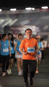 BIB: 10276
                            <button type="button" onclick="openModal(14373545)" class="btn btn-primary btn-sm float-right btn-popup" data-toggle="modal" data-target=".modal-high-quality">
                        <i class="fas fa-shopping-cart"></i> Add to Cart
                    </button>
                                            <button type="button" onclick="isThisMe(14373545, true)" class="btn btn-success btn-sm float-right btn-popup btn-isme hidden" data-toggle="tooltip" data-placement="bottom" title="นี่คือรูปของคุณใช่ไหม คลิกที่นี่เพื่อเอาเข้าอัลบั้ม">
                        <i class="fas fa-plus"></i> Add to album
                    </button>
                    <button type="button" onclick="isThisMe(14373545, false)" class="btn btn-warning btn-sm float-right btn-popup btn-isnotme hidden">
                        <i class="fas fa-ban"></i> Remove from album
                    </button>