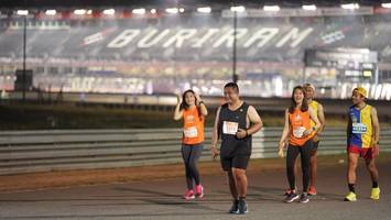 BIB: 45394, 1213, 120
                            <button type="button" onclick="openModal(14334306)" class="btn btn-primary btn-sm float-right btn-popup" data-toggle="modal" data-target=".modal-high-quality">
                        <i class="fas fa-shopping-cart"></i> Add to Cart
                    </button>
                                            <button type="button" onclick="isThisMe(14334306, true)" class="btn btn-success btn-sm float-right btn-popup btn-isme hidden" data-toggle="tooltip" data-placement="bottom" title="นี่คือรูปของคุณใช่ไหม คลิกที่นี่เพื่อเอาเข้าอัลบั้ม">
                        <i class="fas fa-plus"></i> Add to album
                    </button>
                    <button type="button" onclick="isThisMe(14334306, false)" class="btn btn-warning btn-sm float-right btn-popup btn-isnotme hidden">
                        <i class="fas fa-ban"></i> Remove from album
                    </button>