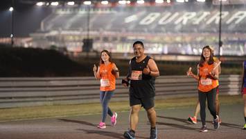 BIB: 91212, 91201
                            <button type="button" onclick="openModal(14334453)" class="btn btn-primary btn-sm float-right btn-popup" data-toggle="modal" data-target=".modal-high-quality">
                        <i class="fas fa-shopping-cart"></i> Add to Cart
                    </button>
                                            <button type="button" onclick="isThisMe(14334453, true)" class="btn btn-success btn-sm float-right btn-popup btn-isme hidden" data-toggle="tooltip" data-placement="bottom" title="นี่คือรูปของคุณใช่ไหม คลิกที่นี่เพื่อเอาเข้าอัลบั้ม">
                        <i class="fas fa-plus"></i> Add to album
                    </button>
                    <button type="button" onclick="isThisMe(14334453, false)" class="btn btn-warning btn-sm float-right btn-popup btn-isnotme hidden">
                        <i class="fas fa-ban"></i> Remove from album
                    </button>