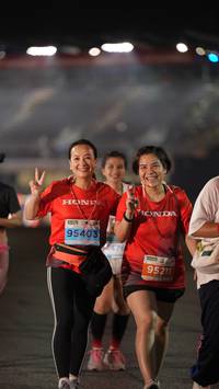 BIB: 95403, 95211
                            <button type="button" onclick="openModal(14358110)" class="btn btn-primary btn-sm float-right btn-popup" data-toggle="modal" data-target=".modal-high-quality">
                        <i class="fas fa-shopping-cart"></i> Add to Cart
                    </button>
                                            <button type="button" onclick="isThisMe(14358110, true)" class="btn btn-success btn-sm float-right btn-popup btn-isme hidden" data-toggle="tooltip" data-placement="bottom" title="นี่คือรูปของคุณใช่ไหม คลิกที่นี่เพื่อเอาเข้าอัลบั้ม">
                        <i class="fas fa-plus"></i> Add to album
                    </button>
                    <button type="button" onclick="isThisMe(14358110, false)" class="btn btn-warning btn-sm float-right btn-popup btn-isnotme hidden">
                        <i class="fas fa-ban"></i> Remove from album
                    </button>
