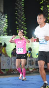 BIB: 42433, 015
                            <button type="button" onclick="openModal(14452339)" class="btn btn-primary btn-sm float-right btn-popup" data-toggle="modal" data-target=".modal-high-quality">
                        <i class="fas fa-shopping-cart"></i> Add to Cart
                    </button>
                                            <button type="button" onclick="isThisMe(14452339, true)" class="btn btn-success btn-sm float-right btn-popup btn-isme hidden" data-toggle="tooltip" data-placement="bottom" title="นี่คือรูปของคุณใช่ไหม คลิกที่นี่เพื่อเอาเข้าอัลบั้ม">
                        <i class="fas fa-plus"></i> Add to album
                    </button>
                    <button type="button" onclick="isThisMe(14452339, false)" class="btn btn-warning btn-sm float-right btn-popup btn-isnotme hidden">
                        <i class="fas fa-ban"></i> Remove from album
                    </button>