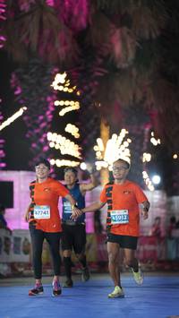 BIB: 4133, 47741, 45912
                            <button type="button" onclick="openModal(14464392)" class="btn btn-primary btn-sm float-right btn-popup" data-toggle="modal" data-target=".modal-high-quality">
                        <i class="fas fa-shopping-cart"></i> Add to Cart
                    </button>
                                            <button type="button" onclick="isThisMe(14464392, true)" class="btn btn-success btn-sm float-right btn-popup btn-isme hidden" data-toggle="tooltip" data-placement="bottom" title="นี่คือรูปของคุณใช่ไหม คลิกที่นี่เพื่อเอาเข้าอัลบั้ม">
                        <i class="fas fa-plus"></i> Add to album
                    </button>
                    <button type="button" onclick="isThisMe(14464392, false)" class="btn btn-warning btn-sm float-right btn-popup btn-isnotme hidden">
                        <i class="fas fa-ban"></i> Remove from album
                    </button>