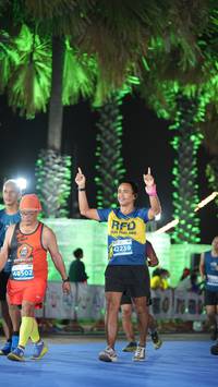 BIB: 42239, 40502
                            <button type="button" onclick="openModal(14490454)" class="btn btn-primary btn-sm float-right btn-popup" data-toggle="modal" data-target=".modal-high-quality">
                        <i class="fas fa-shopping-cart"></i> Add to Cart
                    </button>
                                            <button type="button" onclick="isThisMe(14490454, true)" class="btn btn-success btn-sm float-right btn-popup btn-isme hidden" data-toggle="tooltip" data-placement="bottom" title="นี่คือรูปของคุณใช่ไหม คลิกที่นี่เพื่อเอาเข้าอัลบั้ม">
                        <i class="fas fa-plus"></i> Add to album
                    </button>
                    <button type="button" onclick="isThisMe(14490454, false)" class="btn btn-warning btn-sm float-right btn-popup btn-isnotme hidden">
                        <i class="fas fa-ban"></i> Remove from album
                    </button>
