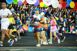 BIB: 7975, 675
                            <button type="button" onclick="openModal(15066196)" class="btn btn-primary btn-sm float-right btn-popup" data-toggle="modal" data-target=".modal-high-quality">
                        <i class="fas fa-shopping-cart"></i> Add to Cart
                    </button>
                                            <button type="button" onclick="isThisMe(15066196, true)" class="btn btn-success btn-sm float-right btn-popup btn-isme hidden" data-toggle="tooltip" data-placement="bottom" title="นี่คือรูปของคุณใช่ไหม คลิกที่นี่เพื่อเอาเข้าอัลบั้ม">
                        <i class="fas fa-plus"></i> Add to album
                    </button>
                    <button type="button" onclick="isThisMe(15066196, false)" class="btn btn-warning btn-sm float-right btn-popup btn-isnotme hidden">
                        <i class="fas fa-ban"></i> Remove from album
                    </button>