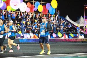 BIB: 46250, 3300
                            <button type="button" onclick="openModal(15066934)" class="btn btn-primary btn-sm float-right btn-popup" data-toggle="modal" data-target=".modal-high-quality">
                        <i class="fas fa-shopping-cart"></i> Add to Cart
                    </button>
                                            <button type="button" onclick="isThisMe(15066934, true)" class="btn btn-success btn-sm float-right btn-popup btn-isme hidden" data-toggle="tooltip" data-placement="bottom" title="นี่คือรูปของคุณใช่ไหม คลิกที่นี่เพื่อเอาเข้าอัลบั้ม">
                        <i class="fas fa-plus"></i> Add to album
                    </button>
                    <button type="button" onclick="isThisMe(15066934, false)" class="btn btn-warning btn-sm float-right btn-popup btn-isnotme hidden">
                        <i class="fas fa-ban"></i> Remove from album
                    </button>