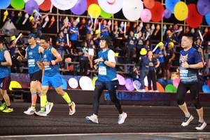 BIB: 5028, 938, 010
                            <button type="button" onclick="openModal(15065787)" class="btn btn-primary btn-sm float-right btn-popup" data-toggle="modal" data-target=".modal-high-quality">
                        <i class="fas fa-shopping-cart"></i> Add to Cart
                    </button>
                                            <button type="button" onclick="isThisMe(15065787, true)" class="btn btn-success btn-sm float-right btn-popup btn-isme hidden" data-toggle="tooltip" data-placement="bottom" title="นี่คือรูปของคุณใช่ไหม คลิกที่นี่เพื่อเอาเข้าอัลบั้ม">
                        <i class="fas fa-plus"></i> Add to album
                    </button>
                    <button type="button" onclick="isThisMe(15065787, false)" class="btn btn-warning btn-sm float-right btn-popup btn-isnotme hidden">
                        <i class="fas fa-ban"></i> Remove from album
                    </button>