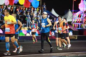 BIB: 4129, 0490, 15096
                            <button type="button" onclick="openModal(15066809)" class="btn btn-primary btn-sm float-right btn-popup" data-toggle="modal" data-target=".modal-high-quality">
                        <i class="fas fa-shopping-cart"></i> Add to Cart
                    </button>
                                            <button type="button" onclick="isThisMe(15066809, true)" class="btn btn-success btn-sm float-right btn-popup btn-isme hidden" data-toggle="tooltip" data-placement="bottom" title="นี่คือรูปของคุณใช่ไหม คลิกที่นี่เพื่อเอาเข้าอัลบั้ม">
                        <i class="fas fa-plus"></i> Add to album
                    </button>
                    <button type="button" onclick="isThisMe(15066809, false)" class="btn btn-warning btn-sm float-right btn-popup btn-isnotme hidden">
                        <i class="fas fa-ban"></i> Remove from album
                    </button>