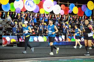 BIB: 172, 427
                            <button type="button" onclick="openModal(15066532)" class="btn btn-primary btn-sm float-right btn-popup" data-toggle="modal" data-target=".modal-high-quality">
                        <i class="fas fa-shopping-cart"></i> Add to Cart
                    </button>
                                            <button type="button" onclick="isThisMe(15066532, true)" class="btn btn-success btn-sm float-right btn-popup btn-isme hidden" data-toggle="tooltip" data-placement="bottom" title="นี่คือรูปของคุณใช่ไหม คลิกที่นี่เพื่อเอาเข้าอัลบั้ม">
                        <i class="fas fa-plus"></i> Add to album
                    </button>
                    <button type="button" onclick="isThisMe(15066532, false)" class="btn btn-warning btn-sm float-right btn-popup btn-isnotme hidden">
                        <i class="fas fa-ban"></i> Remove from album
                    </button>