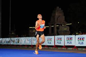 BIB: 764
                            <button type="button" onclick="openModal(13893246)" class="btn btn-primary btn-sm float-right btn-popup" data-toggle="modal" data-target=".modal-high-quality">
                        <i class="fas fa-shopping-cart"></i> Add to Cart
                    </button>
                                            <button type="button" onclick="isThisMe(13893246, true)" class="btn btn-success btn-sm float-right btn-popup btn-isme hidden" data-toggle="tooltip" data-placement="bottom" title="นี่คือรูปของคุณใช่ไหม คลิกที่นี่เพื่อเอาเข้าอัลบั้ม">
                        <i class="fas fa-plus"></i> Add to album
                    </button>
                    <button type="button" onclick="isThisMe(13893246, false)" class="btn btn-warning btn-sm float-right btn-popup btn-isnotme hidden">
                        <i class="fas fa-ban"></i> Remove from album
                    </button>