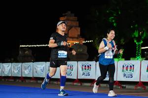 BIB: 480, 42594
                            <button type="button" onclick="openModal(13867725)" class="btn btn-primary btn-sm float-right btn-popup" data-toggle="modal" data-target=".modal-high-quality">
                        <i class="fas fa-shopping-cart"></i> Add to Cart
                    </button>
                                            <button type="button" onclick="isThisMe(13867725, true)" class="btn btn-success btn-sm float-right btn-popup btn-isme hidden" data-toggle="tooltip" data-placement="bottom" title="นี่คือรูปของคุณใช่ไหม คลิกที่นี่เพื่อเอาเข้าอัลบั้ม">
                        <i class="fas fa-plus"></i> Add to album
                    </button>
                    <button type="button" onclick="isThisMe(13867725, false)" class="btn btn-warning btn-sm float-right btn-popup btn-isnotme hidden">
                        <i class="fas fa-ban"></i> Remove from album
                    </button>