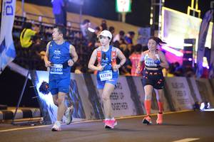 BIB: 42925, 41940, 43326
                            <button type="button" onclick="openModal(14793975)" class="btn btn-primary btn-sm float-right btn-popup" data-toggle="modal" data-target=".modal-high-quality">
                        <i class="fas fa-shopping-cart"></i> Add to Cart
                    </button>
                                            <button type="button" onclick="isThisMe(14793975, true)" class="btn btn-success btn-sm float-right btn-popup btn-isme hidden" data-toggle="tooltip" data-placement="bottom" title="นี่คือรูปของคุณใช่ไหม คลิกที่นี่เพื่อเอาเข้าอัลบั้ม">
                        <i class="fas fa-plus"></i> Add to album
                    </button>
                    <button type="button" onclick="isThisMe(14793975, false)" class="btn btn-warning btn-sm float-right btn-popup btn-isnotme hidden">
                        <i class="fas fa-ban"></i> Remove from album
                    </button>