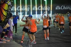 BIB: 2810, 24233
                            <button type="button" onclick="openModal(14705273)" class="btn btn-primary btn-sm float-right btn-popup" data-toggle="modal" data-target=".modal-high-quality">
                        <i class="fas fa-shopping-cart"></i> Add to Cart
                    </button>
                                            <button type="button" onclick="isThisMe(14705273, true)" class="btn btn-success btn-sm float-right btn-popup btn-isme hidden" data-toggle="tooltip" data-placement="bottom" title="นี่คือรูปของคุณใช่ไหม คลิกที่นี่เพื่อเอาเข้าอัลบั้ม">
                        <i class="fas fa-plus"></i> Add to album
                    </button>
                    <button type="button" onclick="isThisMe(14705273, false)" class="btn btn-warning btn-sm float-right btn-popup btn-isnotme hidden">
                        <i class="fas fa-ban"></i> Remove from album
                    </button>