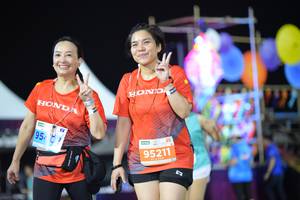 BIB: 95211
                            <button type="button" onclick="openModal(14751413)" class="btn btn-primary btn-sm float-right btn-popup" data-toggle="modal" data-target=".modal-high-quality">
                        <i class="fas fa-shopping-cart"></i> Add to Cart
                    </button>
                                            <button type="button" onclick="isThisMe(14751413, true)" class="btn btn-success btn-sm float-right btn-popup btn-isme hidden" data-toggle="tooltip" data-placement="bottom" title="นี่คือรูปของคุณใช่ไหม คลิกที่นี่เพื่อเอาเข้าอัลบั้ม">
                        <i class="fas fa-plus"></i> Add to album
                    </button>
                    <button type="button" onclick="isThisMe(14751413, false)" class="btn btn-warning btn-sm float-right btn-popup btn-isnotme hidden">
                        <i class="fas fa-ban"></i> Remove from album
                    </button>