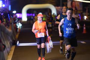 BIB: 45274, 29312
                            <button type="button" onclick="openModal(14785633)" class="btn btn-primary btn-sm float-right btn-popup" data-toggle="modal" data-target=".modal-high-quality">
                        <i class="fas fa-shopping-cart"></i> Add to Cart
                    </button>
                                            <button type="button" onclick="isThisMe(14785633, true)" class="btn btn-success btn-sm float-right btn-popup btn-isme hidden" data-toggle="tooltip" data-placement="bottom" title="นี่คือรูปของคุณใช่ไหม คลิกที่นี่เพื่อเอาเข้าอัลบั้ม">
                        <i class="fas fa-plus"></i> Add to album
                    </button>
                    <button type="button" onclick="isThisMe(14785633, false)" class="btn btn-warning btn-sm float-right btn-popup btn-isnotme hidden">
                        <i class="fas fa-ban"></i> Remove from album
                    </button>