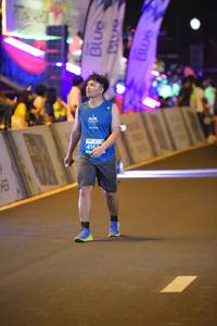 BIB: 416
                            <button type="button" onclick="openModal(14910111)" class="btn btn-primary btn-sm float-right btn-popup" data-toggle="modal" data-target=".modal-high-quality">
                        <i class="fas fa-shopping-cart"></i> Add to Cart
                    </button>
                                            <button type="button" onclick="isThisMe(14910111, true)" class="btn btn-success btn-sm float-right btn-popup btn-isme hidden" data-toggle="tooltip" data-placement="bottom" title="นี่คือรูปของคุณใช่ไหม คลิกที่นี่เพื่อเอาเข้าอัลบั้ม">
                        <i class="fas fa-plus"></i> Add to album
                    </button>
                    <button type="button" onclick="isThisMe(14910111, false)" class="btn btn-warning btn-sm float-right btn-popup btn-isnotme hidden">
                        <i class="fas fa-ban"></i> Remove from album
                    </button>