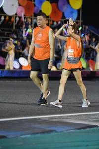 BIB: 303
                            <button type="button" onclick="openModal(14723485)" class="btn btn-primary btn-sm float-right btn-popup" data-toggle="modal" data-target=".modal-high-quality">
                        <i class="fas fa-shopping-cart"></i> Add to Cart
                    </button>
                                            <button type="button" onclick="isThisMe(14723485, true)" class="btn btn-success btn-sm float-right btn-popup btn-isme hidden" data-toggle="tooltip" data-placement="bottom" title="นี่คือรูปของคุณใช่ไหม คลิกที่นี่เพื่อเอาเข้าอัลบั้ม">
                        <i class="fas fa-plus"></i> Add to album
                    </button>
                    <button type="button" onclick="isThisMe(14723485, false)" class="btn btn-warning btn-sm float-right btn-popup btn-isnotme hidden">
                        <i class="fas fa-ban"></i> Remove from album
                    </button>