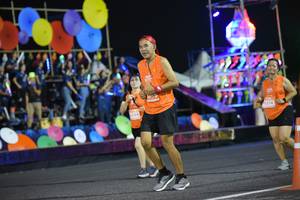 BIB: 594
                            <button type="button" onclick="openModal(14722711)" class="btn btn-primary btn-sm float-right btn-popup" data-toggle="modal" data-target=".modal-high-quality">
                        <i class="fas fa-shopping-cart"></i> Add to Cart
                    </button>
                                            <button type="button" onclick="isThisMe(14722711, true)" class="btn btn-success btn-sm float-right btn-popup btn-isme hidden" data-toggle="tooltip" data-placement="bottom" title="นี่คือรูปของคุณใช่ไหม คลิกที่นี่เพื่อเอาเข้าอัลบั้ม">
                        <i class="fas fa-plus"></i> Add to album
                    </button>
                    <button type="button" onclick="isThisMe(14722711, false)" class="btn btn-warning btn-sm float-right btn-popup btn-isnotme hidden">
                        <i class="fas fa-ban"></i> Remove from album
                    </button>