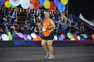 BIB: 9214, 160
                            <button type="button" onclick="openModal(14722773)" class="btn btn-primary btn-sm float-right btn-popup" data-toggle="modal" data-target=".modal-high-quality">
                        <i class="fas fa-shopping-cart"></i> Add to Cart
                    </button>
                                            <button type="button" onclick="isThisMe(14722773, true)" class="btn btn-success btn-sm float-right btn-popup btn-isme hidden" data-toggle="tooltip" data-placement="bottom" title="นี่คือรูปของคุณใช่ไหม คลิกที่นี่เพื่อเอาเข้าอัลบั้ม">
                        <i class="fas fa-plus"></i> Add to album
                    </button>
                    <button type="button" onclick="isThisMe(14722773, false)" class="btn btn-warning btn-sm float-right btn-popup btn-isnotme hidden">
                        <i class="fas fa-ban"></i> Remove from album
                    </button>