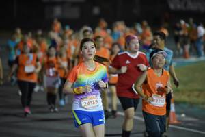 BIB: 24135, 23710
                            <button type="button" onclick="openModal(14715929)" class="btn btn-primary btn-sm float-right btn-popup" data-toggle="modal" data-target=".modal-high-quality">
                        <i class="fas fa-shopping-cart"></i> Add to Cart
                    </button>
                                            <button type="button" onclick="isThisMe(14715929, true)" class="btn btn-success btn-sm float-right btn-popup btn-isme hidden" data-toggle="tooltip" data-placement="bottom" title="นี่คือรูปของคุณใช่ไหม คลิกที่นี่เพื่อเอาเข้าอัลบั้ม">
                        <i class="fas fa-plus"></i> Add to album
                    </button>
                    <button type="button" onclick="isThisMe(14715929, false)" class="btn btn-warning btn-sm float-right btn-popup btn-isnotme hidden">
                        <i class="fas fa-ban"></i> Remove from album
                    </button>