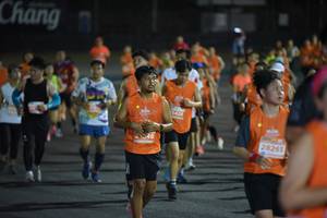 BIB: 28265
                            <button type="button" onclick="openModal(14709442)" class="btn btn-primary btn-sm float-right btn-popup" data-toggle="modal" data-target=".modal-high-quality">
                        <i class="fas fa-shopping-cart"></i> Add to Cart
                    </button>
                                            <button type="button" onclick="isThisMe(14709442, true)" class="btn btn-success btn-sm float-right btn-popup btn-isme hidden" data-toggle="tooltip" data-placement="bottom" title="นี่คือรูปของคุณใช่ไหม คลิกที่นี่เพื่อเอาเข้าอัลบั้ม">
                        <i class="fas fa-plus"></i> Add to album
                    </button>
                    <button type="button" onclick="isThisMe(14709442, false)" class="btn btn-warning btn-sm float-right btn-popup btn-isnotme hidden">
                        <i class="fas fa-ban"></i> Remove from album
                    </button>