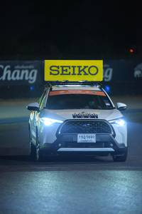 BIB: 100, 5690
                            <button type="button" onclick="openModal(14648223)" class="btn btn-primary btn-sm float-right btn-popup" data-toggle="modal" data-target=".modal-high-quality">
                        <i class="fas fa-shopping-cart"></i> Add to Cart
                    </button>
                                            <button type="button" onclick="isThisMe(14648223, true)" class="btn btn-success btn-sm float-right btn-popup btn-isme hidden" data-toggle="tooltip" data-placement="bottom" title="นี่คือรูปของคุณใช่ไหม คลิกที่นี่เพื่อเอาเข้าอัลบั้ม">
                        <i class="fas fa-plus"></i> Add to album
                    </button>
                    <button type="button" onclick="isThisMe(14648223, false)" class="btn btn-warning btn-sm float-right btn-popup btn-isnotme hidden">
                        <i class="fas fa-ban"></i> Remove from album
                    </button>