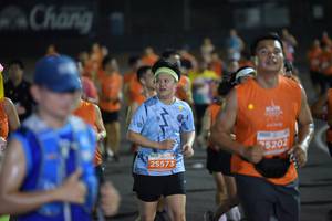 BIB: 5202, 25573
                            <button type="button" onclick="openModal(14707446)" class="btn btn-primary btn-sm float-right btn-popup" data-toggle="modal" data-target=".modal-high-quality">
                        <i class="fas fa-shopping-cart"></i> Add to Cart
                    </button>
                                            <button type="button" onclick="isThisMe(14707446, true)" class="btn btn-success btn-sm float-right btn-popup btn-isme hidden" data-toggle="tooltip" data-placement="bottom" title="นี่คือรูปของคุณใช่ไหม คลิกที่นี่เพื่อเอาเข้าอัลบั้ม">
                        <i class="fas fa-plus"></i> Add to album
                    </button>
                    <button type="button" onclick="isThisMe(14707446, false)" class="btn btn-warning btn-sm float-right btn-popup btn-isnotme hidden">
                        <i class="fas fa-ban"></i> Remove from album
                    </button>