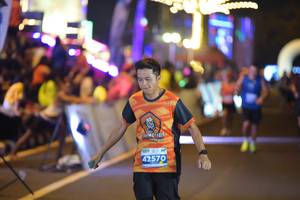 BIB: 42570
                            <button type="button" onclick="openModal(14792524)" class="btn btn-primary btn-sm float-right btn-popup" data-toggle="modal" data-target=".modal-high-quality">
                        <i class="fas fa-shopping-cart"></i> Add to Cart
                    </button>
                                            <button type="button" onclick="isThisMe(14792524, true)" class="btn btn-success btn-sm float-right btn-popup btn-isme hidden" data-toggle="tooltip" data-placement="bottom" title="นี่คือรูปของคุณใช่ไหม คลิกที่นี่เพื่อเอาเข้าอัลบั้ม">
                        <i class="fas fa-plus"></i> Add to album
                    </button>
                    <button type="button" onclick="isThisMe(14792524, false)" class="btn btn-warning btn-sm float-right btn-popup btn-isnotme hidden">
                        <i class="fas fa-ban"></i> Remove from album
                    </button>