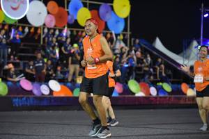 BIB: 9214, 612
                            <button type="button" onclick="openModal(14722728)" class="btn btn-primary btn-sm float-right btn-popup" data-toggle="modal" data-target=".modal-high-quality">
                        <i class="fas fa-shopping-cart"></i> Add to Cart
                    </button>
                                            <button type="button" onclick="isThisMe(14722728, true)" class="btn btn-success btn-sm float-right btn-popup btn-isme hidden" data-toggle="tooltip" data-placement="bottom" title="นี่คือรูปของคุณใช่ไหม คลิกที่นี่เพื่อเอาเข้าอัลบั้ม">
                        <i class="fas fa-plus"></i> Add to album
                    </button>
                    <button type="button" onclick="isThisMe(14722728, false)" class="btn btn-warning btn-sm float-right btn-popup btn-isnotme hidden">
                        <i class="fas fa-ban"></i> Remove from album
                    </button>