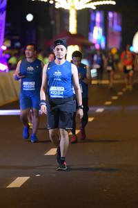 BIB: 400, 42204
                            <button type="button" onclick="openModal(14911230)" class="btn btn-primary btn-sm float-right btn-popup" data-toggle="modal" data-target=".modal-high-quality">
                        <i class="fas fa-shopping-cart"></i> Add to Cart
                    </button>
                                            <button type="button" onclick="isThisMe(14911230, true)" class="btn btn-success btn-sm float-right btn-popup btn-isme hidden" data-toggle="tooltip" data-placement="bottom" title="นี่คือรูปของคุณใช่ไหม คลิกที่นี่เพื่อเอาเข้าอัลบั้ม">
                        <i class="fas fa-plus"></i> Add to album
                    </button>
                    <button type="button" onclick="isThisMe(14911230, false)" class="btn btn-warning btn-sm float-right btn-popup btn-isnotme hidden">
                        <i class="fas fa-ban"></i> Remove from album
                    </button>