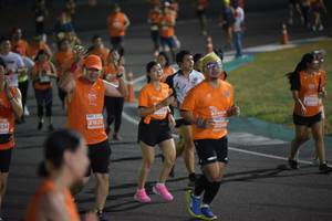 BIB: 554, 
                            <button type="button" onclick="openModal(14719787)" class="btn btn-primary btn-sm float-right btn-popup" data-toggle="modal" data-target=".modal-high-quality">
                        <i class="fas fa-shopping-cart"></i> Add to Cart
                    </button>
                                            <button type="button" onclick="isThisMe(14719787, true)" class="btn btn-success btn-sm float-right btn-popup btn-isme hidden" data-toggle="tooltip" data-placement="bottom" title="นี่คือรูปของคุณใช่ไหม คลิกที่นี่เพื่อเอาเข้าอัลบั้ม">
                        <i class="fas fa-plus"></i> Add to album
                    </button>
                    <button type="button" onclick="isThisMe(14719787, false)" class="btn btn-warning btn-sm float-right btn-popup btn-isnotme hidden">
                        <i class="fas fa-ban"></i> Remove from album
                    </button>