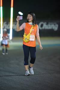 BIB: 3026
                            <button type="button" onclick="openModal(14722070)" class="btn btn-primary btn-sm float-right btn-popup" data-toggle="modal" data-target=".modal-high-quality">
                        <i class="fas fa-shopping-cart"></i> Add to Cart
                    </button>
                                            <button type="button" onclick="isThisMe(14722070, true)" class="btn btn-success btn-sm float-right btn-popup btn-isme hidden" data-toggle="tooltip" data-placement="bottom" title="นี่คือรูปของคุณใช่ไหม คลิกที่นี่เพื่อเอาเข้าอัลบั้ม">
                        <i class="fas fa-plus"></i> Add to album
                    </button>
                    <button type="button" onclick="isThisMe(14722070, false)" class="btn btn-warning btn-sm float-right btn-popup btn-isnotme hidden">
                        <i class="fas fa-ban"></i> Remove from album
                    </button>