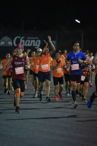 BIB: 26476, 20334, 26122, 26211
                            <button type="button" onclick="openModal(14663403)" class="btn btn-primary btn-sm float-right btn-popup" data-toggle="modal" data-target=".modal-high-quality">
                        <i class="fas fa-shopping-cart"></i> Add to Cart
                    </button>
                                            <button type="button" onclick="isThisMe(14663403, true)" class="btn btn-success btn-sm float-right btn-popup btn-isme hidden" data-toggle="tooltip" data-placement="bottom" title="นี่คือรูปของคุณใช่ไหม คลิกที่นี่เพื่อเอาเข้าอัลบั้ม">
                        <i class="fas fa-plus"></i> Add to album
                    </button>
                    <button type="button" onclick="isThisMe(14663403, false)" class="btn btn-warning btn-sm float-right btn-popup btn-isnotme hidden">
                        <i class="fas fa-ban"></i> Remove from album
                    </button>