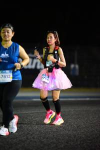 BIB: 756, 7812
                            <button type="button" onclick="openModal(14646956)" class="btn btn-primary btn-sm float-right btn-popup" data-toggle="modal" data-target=".modal-high-quality">
                        <i class="fas fa-shopping-cart"></i> Add to Cart
                    </button>
                                            <button type="button" onclick="isThisMe(14646956, true)" class="btn btn-success btn-sm float-right btn-popup btn-isme hidden" data-toggle="tooltip" data-placement="bottom" title="นี่คือรูปของคุณใช่ไหม คลิกที่นี่เพื่อเอาเข้าอัลบั้ม">
                        <i class="fas fa-plus"></i> Add to album
                    </button>
                    <button type="button" onclick="isThisMe(14646956, false)" class="btn btn-warning btn-sm float-right btn-popup btn-isnotme hidden">
                        <i class="fas fa-ban"></i> Remove from album
                    </button>