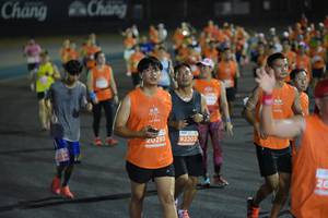 BIB: 20285, 92202
                            <button type="button" onclick="openModal(14711735)" class="btn btn-primary btn-sm float-right btn-popup" data-toggle="modal" data-target=".modal-high-quality">
                        <i class="fas fa-shopping-cart"></i> Add to Cart
                    </button>
                                            <button type="button" onclick="isThisMe(14711735, true)" class="btn btn-success btn-sm float-right btn-popup btn-isme hidden" data-toggle="tooltip" data-placement="bottom" title="นี่คือรูปของคุณใช่ไหม คลิกที่นี่เพื่อเอาเข้าอัลบั้ม">
                        <i class="fas fa-plus"></i> Add to album
                    </button>
                    <button type="button" onclick="isThisMe(14711735, false)" class="btn btn-warning btn-sm float-right btn-popup btn-isnotme hidden">
                        <i class="fas fa-ban"></i> Remove from album
                    </button>