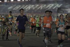 BIB: 26084, 2414
                            <button type="button" onclick="openModal(15067758)" class="btn btn-primary btn-sm float-right btn-popup" data-toggle="modal" data-target=".modal-high-quality">
                        <i class="fas fa-shopping-cart"></i> Add to Cart
                    </button>
                                            <button type="button" onclick="isThisMe(15067758, true)" class="btn btn-success btn-sm float-right btn-popup btn-isme hidden" data-toggle="tooltip" data-placement="bottom" title="นี่คือรูปของคุณใช่ไหม คลิกที่นี่เพื่อเอาเข้าอัลบั้ม">
                        <i class="fas fa-plus"></i> Add to album
                    </button>
                    <button type="button" onclick="isThisMe(15067758, false)" class="btn btn-warning btn-sm float-right btn-popup btn-isnotme hidden">
                        <i class="fas fa-ban"></i> Remove from album
                    </button>