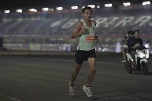 BIB: 26445, 900
                            <button type="button" onclick="openModal(14791894)" class="btn btn-primary btn-sm float-right btn-popup" data-toggle="modal" data-target=".modal-high-quality">
                        <i class="fas fa-shopping-cart"></i> Add to Cart
                    </button>
                                            <button type="button" onclick="isThisMe(14791894, true)" class="btn btn-success btn-sm float-right btn-popup btn-isme hidden" data-toggle="tooltip" data-placement="bottom" title="นี่คือรูปของคุณใช่ไหม คลิกที่นี่เพื่อเอาเข้าอัลบั้ม">
                        <i class="fas fa-plus"></i> Add to album
                    </button>
                    <button type="button" onclick="isThisMe(14791894, false)" class="btn btn-warning btn-sm float-right btn-popup btn-isnotme hidden">
                        <i class="fas fa-ban"></i> Remove from album
                    </button>